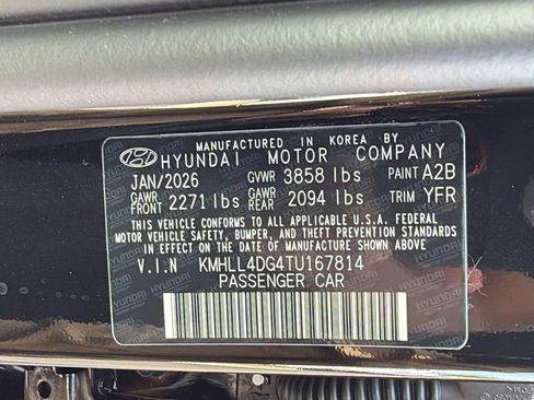 New 2026 Hyundai Elantra SE image 32