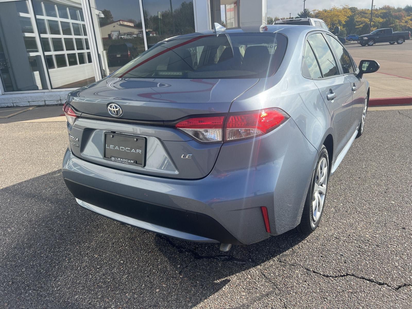Used 2021 Toyota Corolla LE FWD image 13