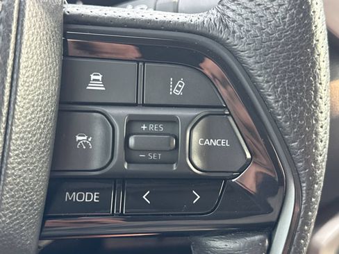 Used 2023 Toyota Tundra Limited AWD/4WD image 29