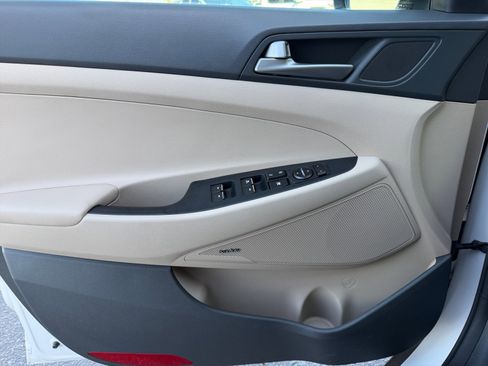 Used 2017 Hyundai Tucson Limited FWD image 13