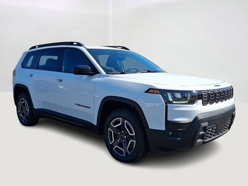 New 2026 Jeep Cherokee Laredo AWD/4WD image 2
