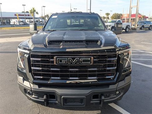 New 2026 GMC Sierra 2500 AT4X w/ AT4X AEV Edition image 9