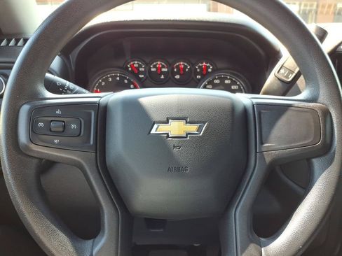Used 2020 Chevrolet Silverado 1500 Custom w/ Custom Value Package AWD/4WD image 19