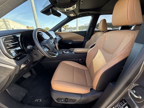 Used 2025 Lexus RX 350 Premium w/ Accessory Package (Z1) image 30