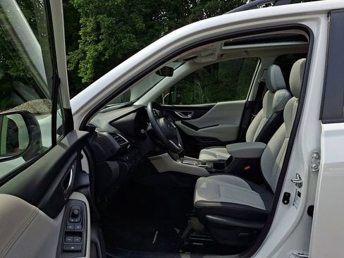 Certified 2023 Subaru Forester Premium AWD/4WD image 15