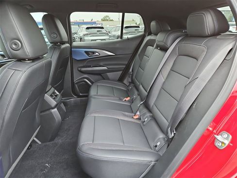 New 2026 Chevrolet Equinox EV LT image 16