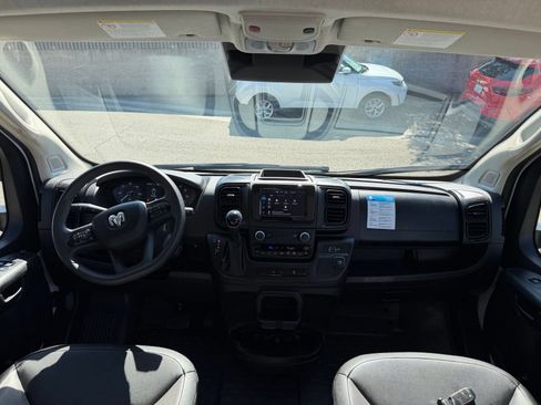 Used 2026 RAM ProMaster 2500 w/ Convenience Group FWD image 30