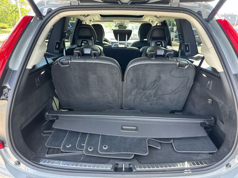 Used 2025 Volvo XC90 B5 Core w/ Protection Package Premier AWD/4WD image 31