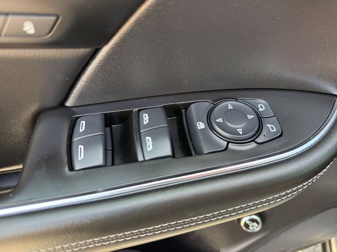 Certified 2023 Buick Envision Essence w/ Sport Touring Package AWD/4WD image 13
