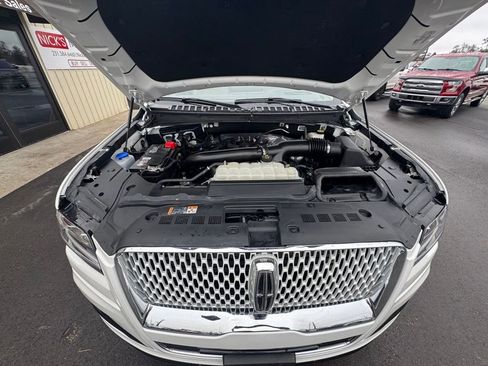 Used 2024 Lincoln Navigator L Reserve w/ Equipment Group 201A image 7