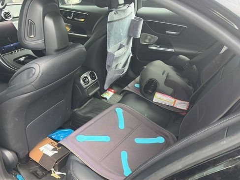 Used 2023 Mercedes-Benz C 300 Sedan image 11