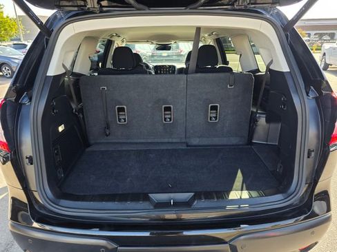 Certified 2025 Subaru Ascent Premium image 13