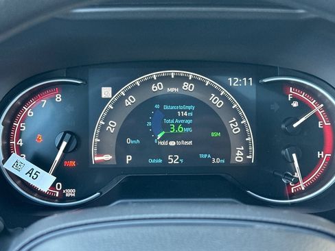 New 2025 Toyota RAV4 XLE image 30