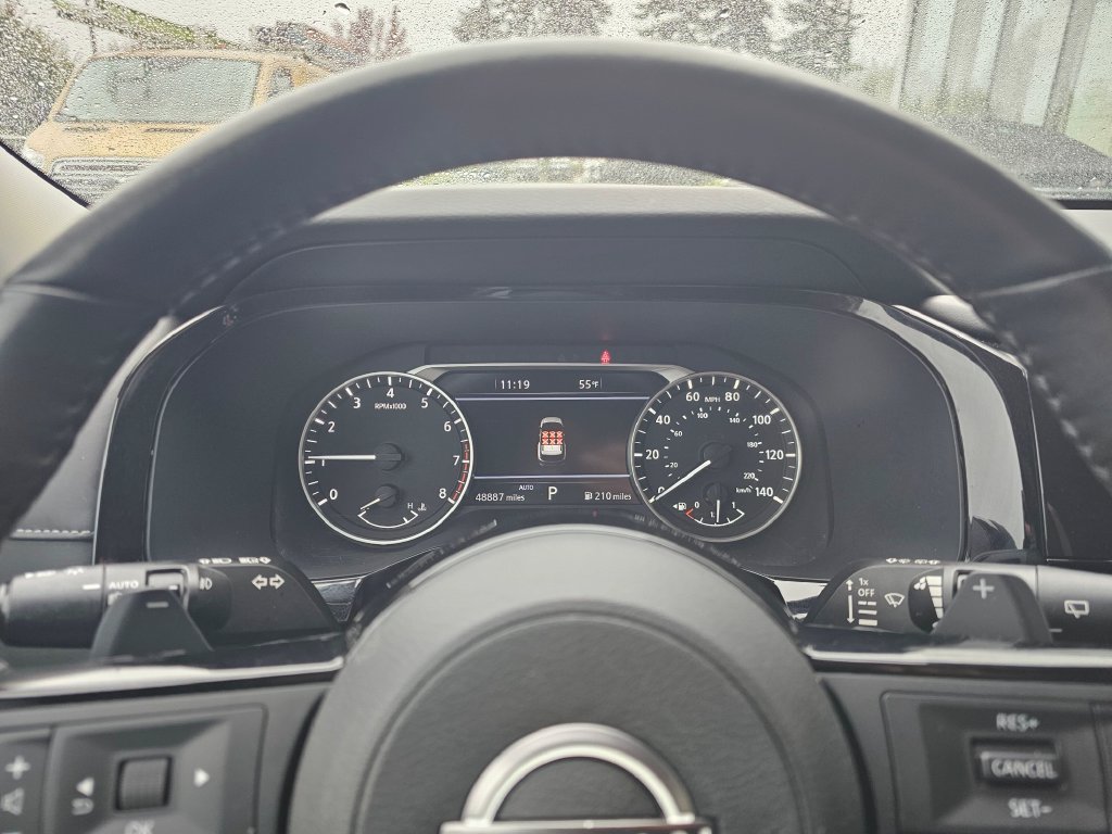 Used 2022 Nissan Pathfinder SL AWD/4WD image 27