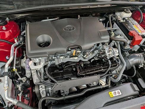 Used 2022 Toyota Camry LE FWD image 27