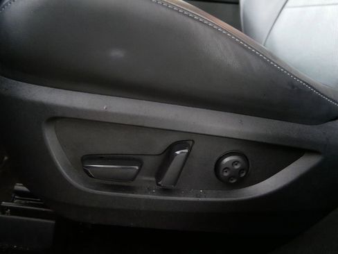 Certified 2025 INFINITI QX55 Essential image 17