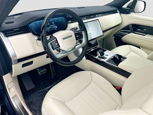 New 2026 Land Rover Range Rover SE image 10
