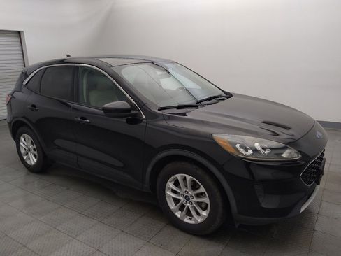 Used 2020 Ford Escape SE FWD image 11