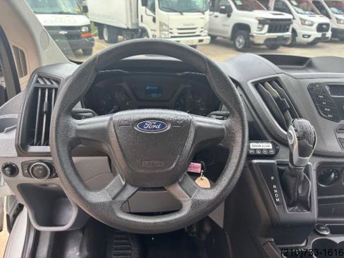 Used 2016 Ford Transit 150 XL RWD image 18