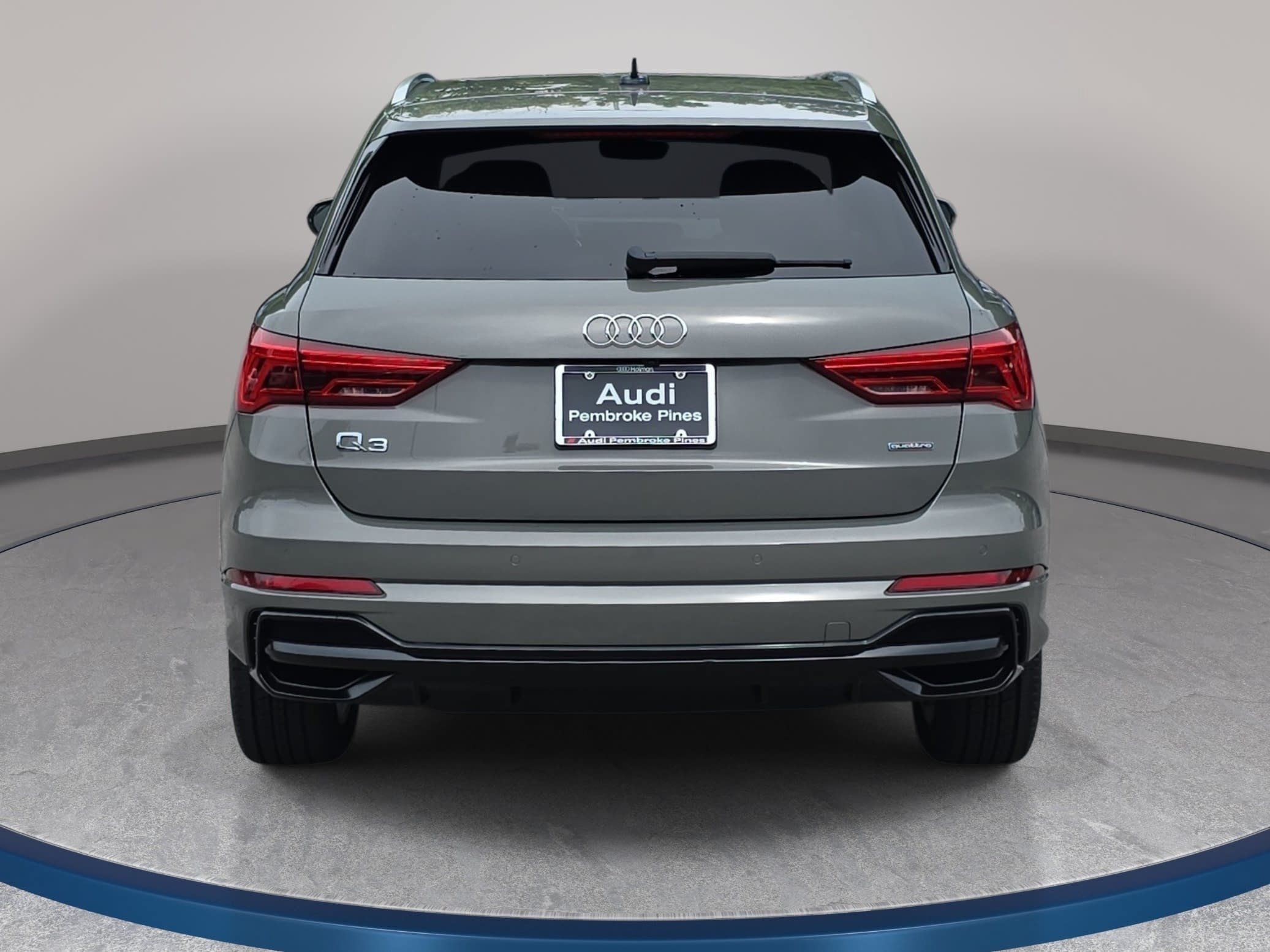 Used 2021 Audi Q3 2.0T Premium Plus w/ Premium Plus Package AWD/4WD image 6