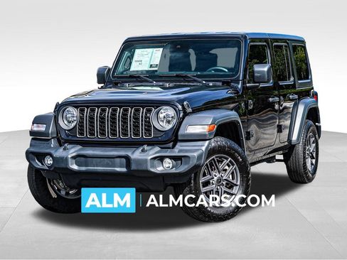 Used 2025 Jeep Wrangler Unlimited Sport AWD/4WD image 1