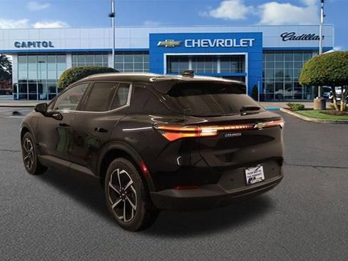 New 2026 Chevrolet Equinox EV LT image 4