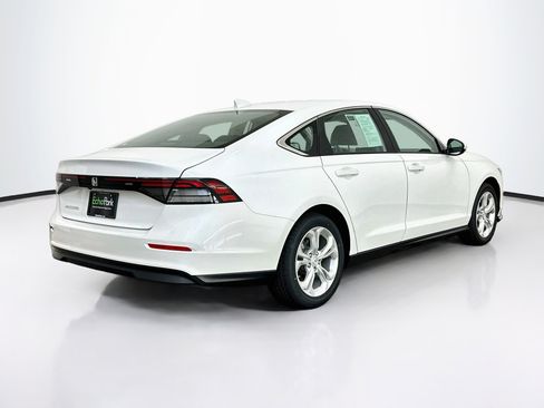 Used 2023 Honda Accord LX image 9