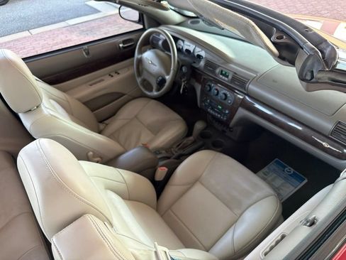Used 2004 Chrysler Sebring Limited FWD image 43