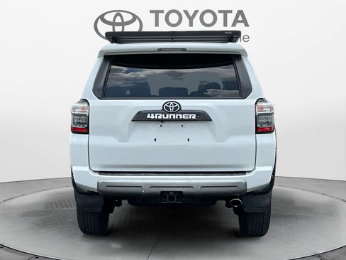 Used 2019 Toyota 4Runner TRD Off-Road Premium AWD/4WD image 4