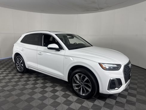 Used 2024 Audi Q5 2.0T Premium Plus AWD/4WD image 2