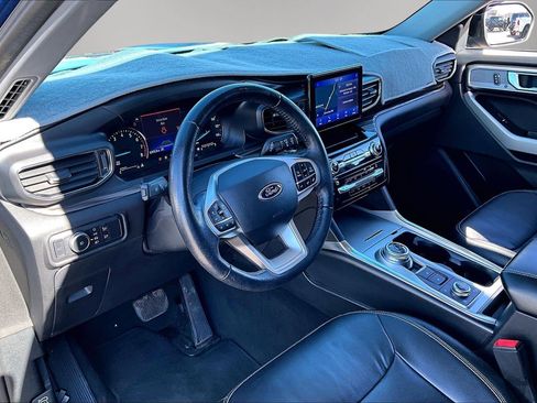 Used 2021 Ford Explorer Limited w/ Equipment Group 301A image 17