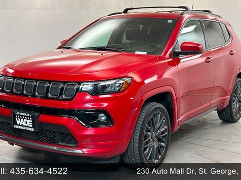 Used 2022 Jeep Compass Limited image 1