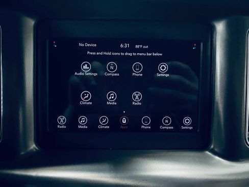 Used 2019 Dodge Charger SXT RWD image 36