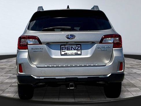 Used 2016 Subaru Outback 3.6R Limited AWD/4WD image 5