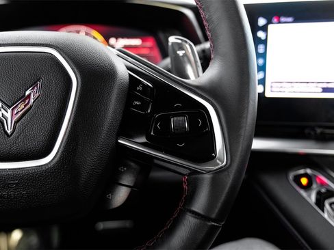 Used 2024 Chevrolet Corvette Stingray Coupe w/ 1LT image 13