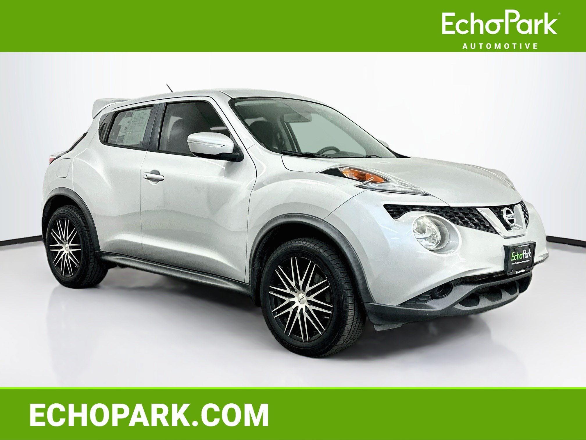 Used 2015 Nissan Juke S AWD/4WD image 1