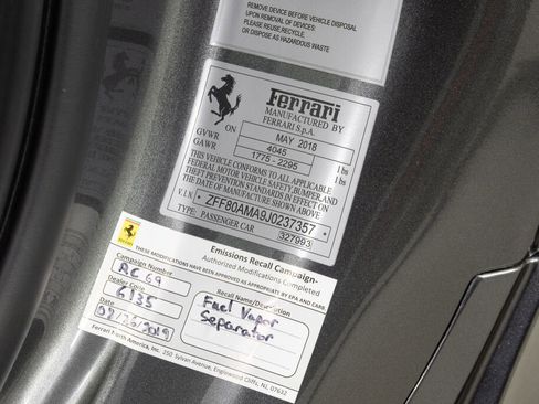 Used 2018 Ferrari 488 Spider image 32