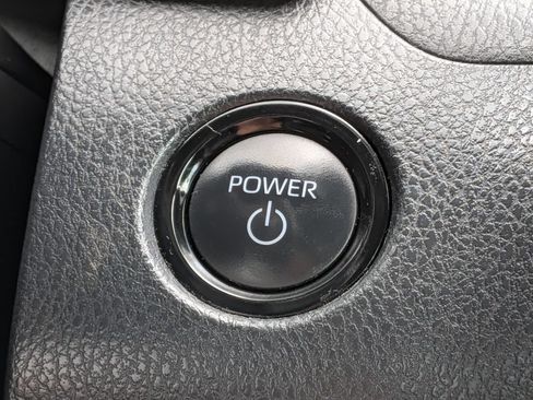 Used 2025 Toyota Camry SE FWD image 20