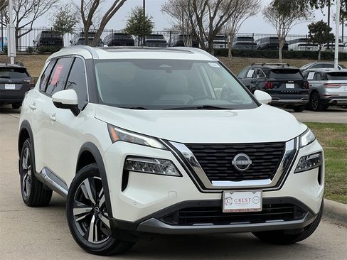 Certified 2023 Nissan Rogue SL w/ SL Premium Package image 2