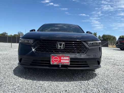 Used 2023 Honda Accord Sport image 11