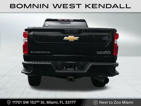 Used 2022 Chevrolet Silverado 2500 High Country w/ Z71 Off-Road Package image 4