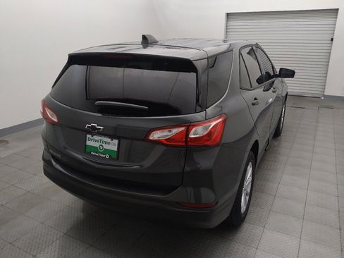Used 2019 Chevrolet Equinox LS w/ LS Convenience Package FWD image 7