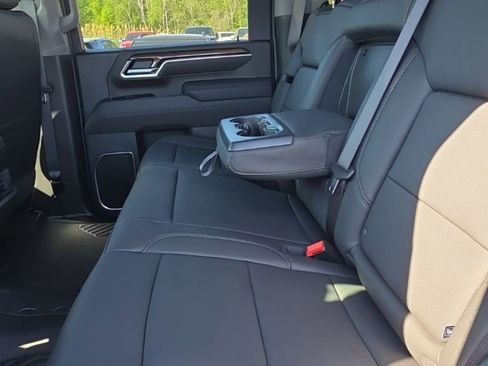 New 2026 Chevrolet Silverado 3500 LT w/ Trail Boss Package AWD/4WD image 11