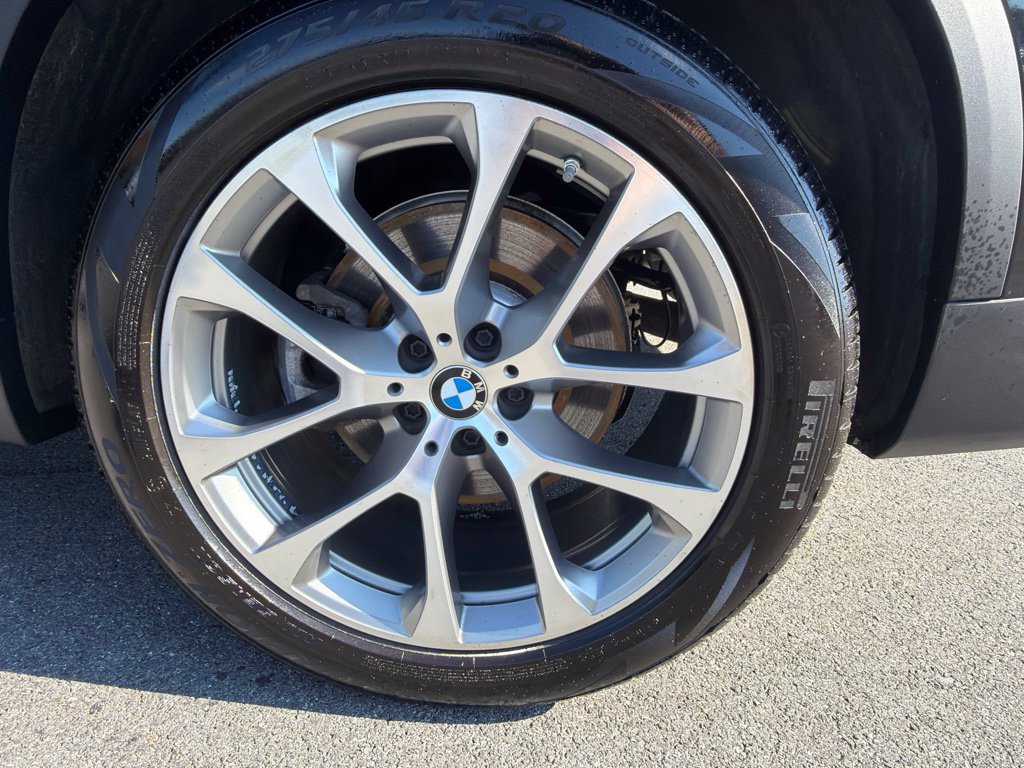 Used 2024 BMW X5 xDrive40i w/ Parking Assistance Package AWD/4WD image 33