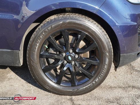 Used 2014 Land Rover Range Rover Sport HSE image 10