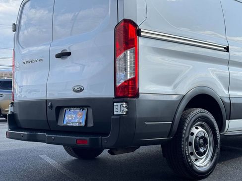 Used 2016 Ford Transit 150 130 Low Roof RWD image 44