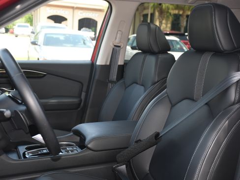 Used 2024 Honda Pilot Touring image 13