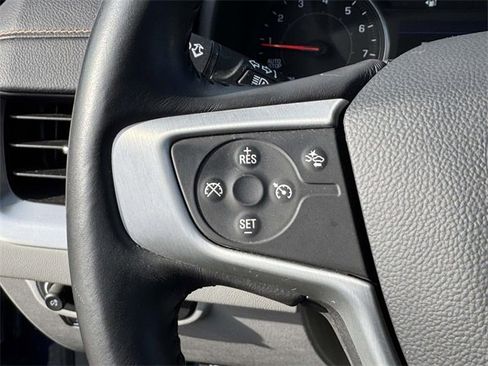 Used 2020 GMC Terrain SLE w/ Driver Convenience Package image 11