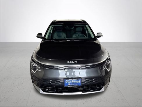 Certified 2023 Kia Niro Wind FWD image 3