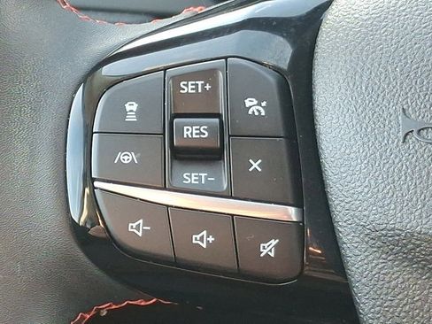 Used 2022 Ford Escape SEL w/ SEL Stealth AWD Package image 22